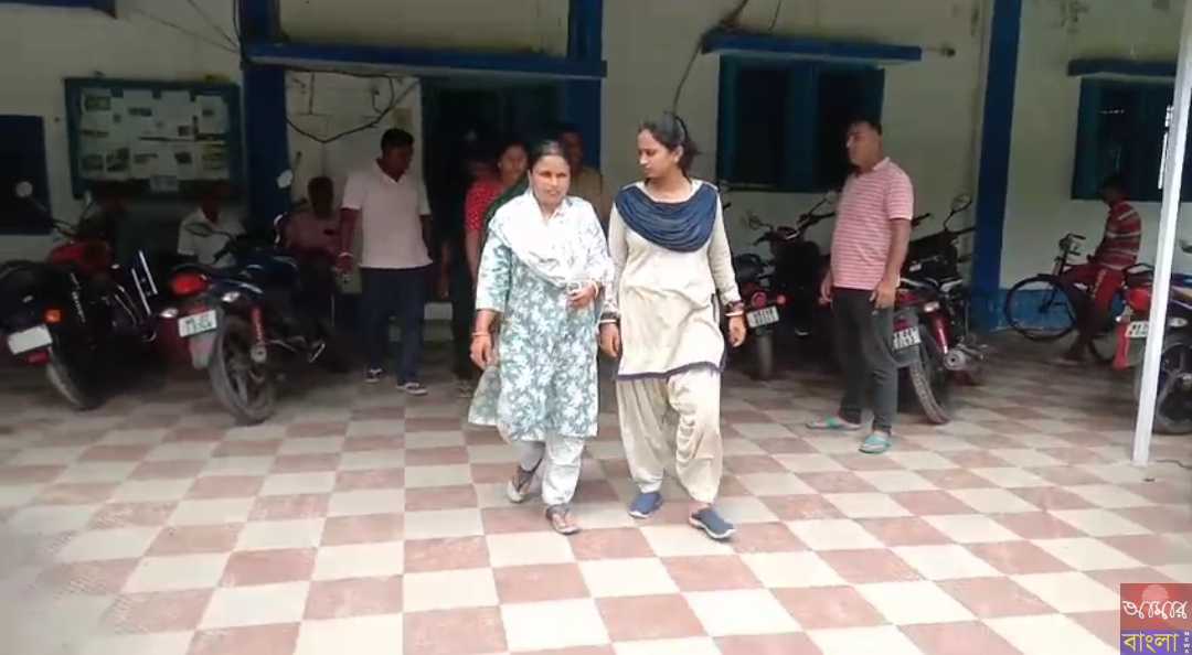 আবারো জল সীমান্ত পার করে ভারতে ঢুকে গ্রেপ্তার এক বাংলাদেশি মহিলা ও একজন পাচারকারী
