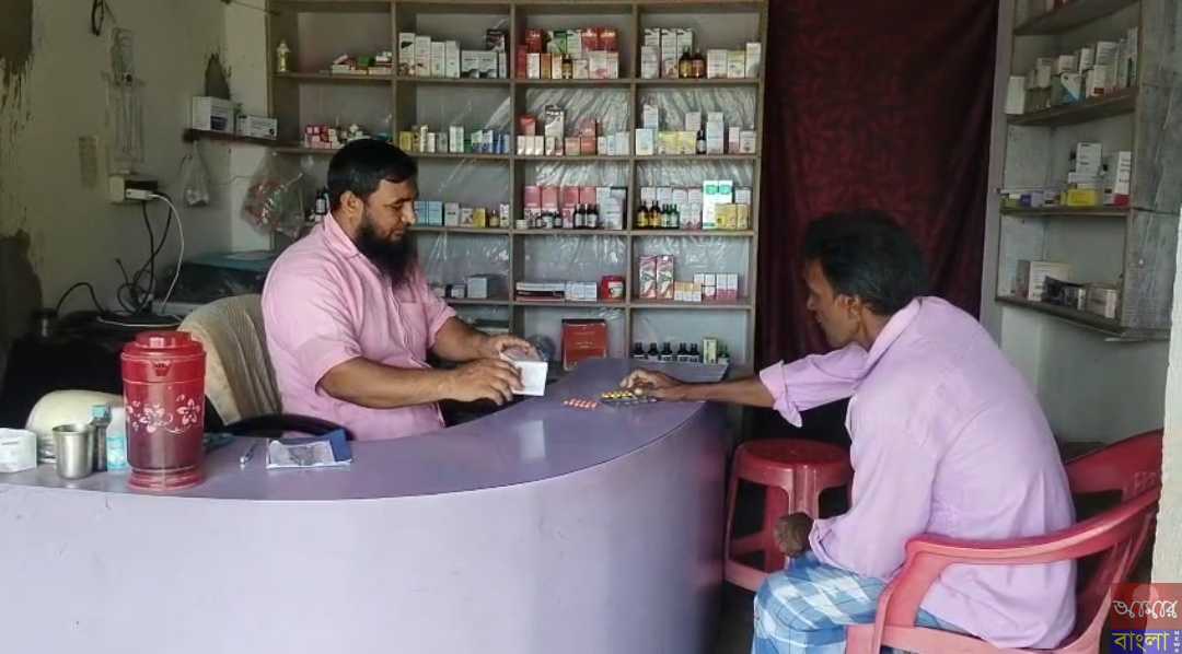 রোগী সেজে এক কোয়াক ডাক্তারের বাড়িতে হামলা দুষ্কৃতীদের