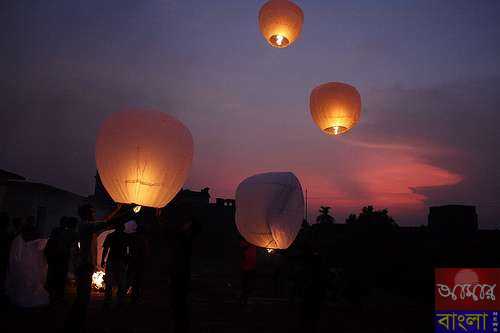 দমকল বিভাগের ২০১৯ সালের জারি বিজ্ঞপ্তি অনুযায়ী ফানুশের উপরে নিষেধাজ্ঞা জারি করে হল বলে জানালেন কলকাতা পুলিশ কমিশনার মনোজ ভার্মা