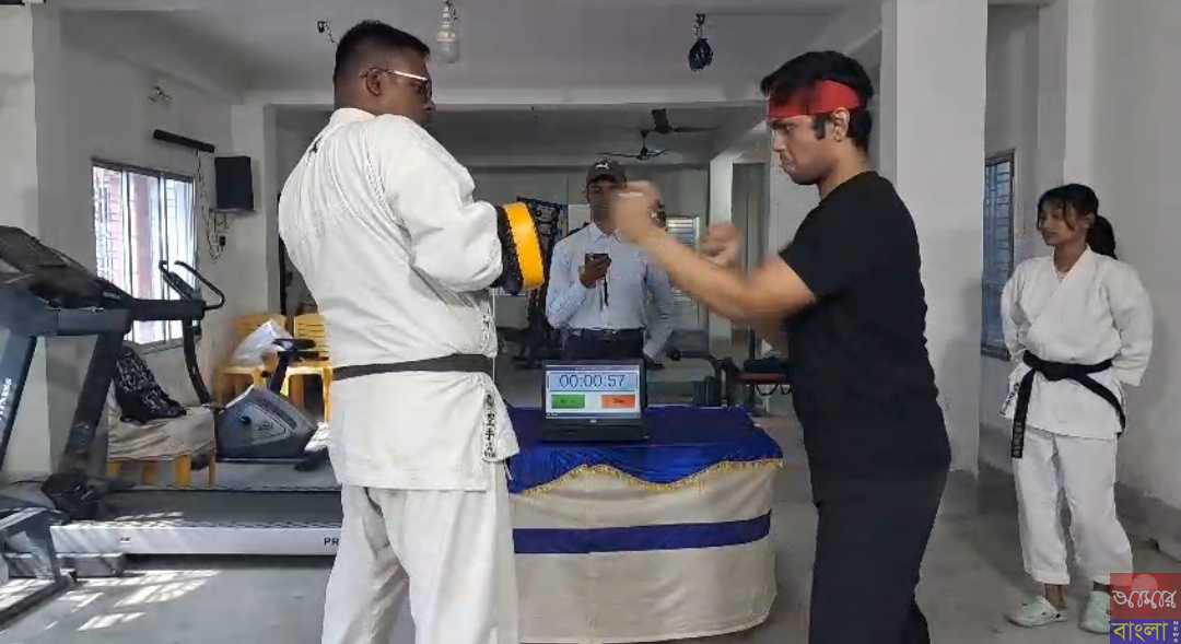 গিনেস ওয়ার্ল্ড রেকর্ড হাতিয়ে নিল বারাসাতের ছেলে মার্শালাতে