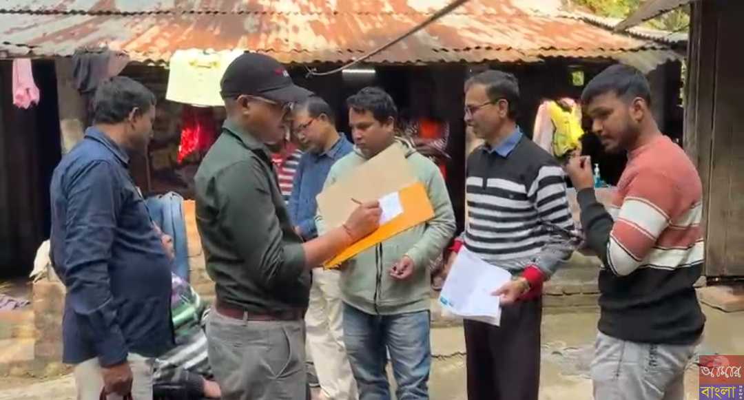 মানবিকতার দৃষ্টান্ত স্থাপন করল নির্বাচন কমিশন